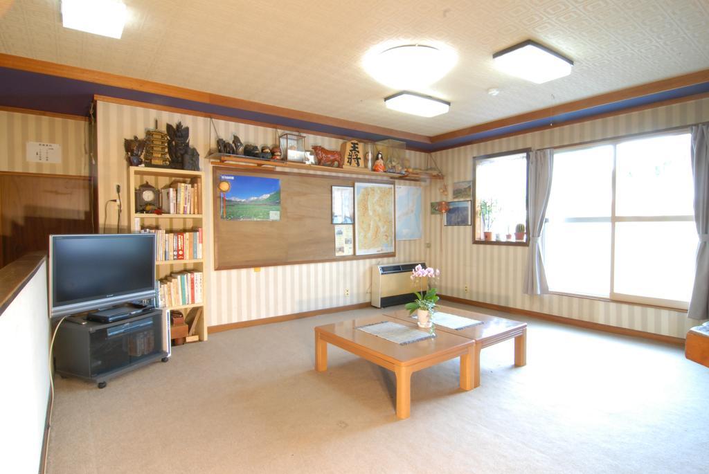 Yamakyuso Hotel Otari Buitenkant foto